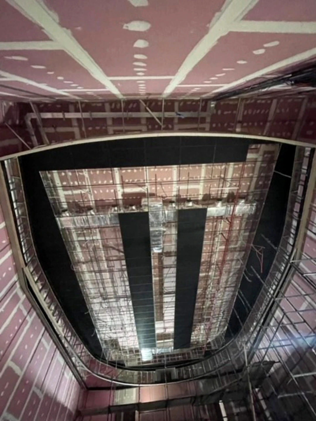 Interior view 4 of MUVI Shorofat Park in Al-Khobar, Saudi Arabia