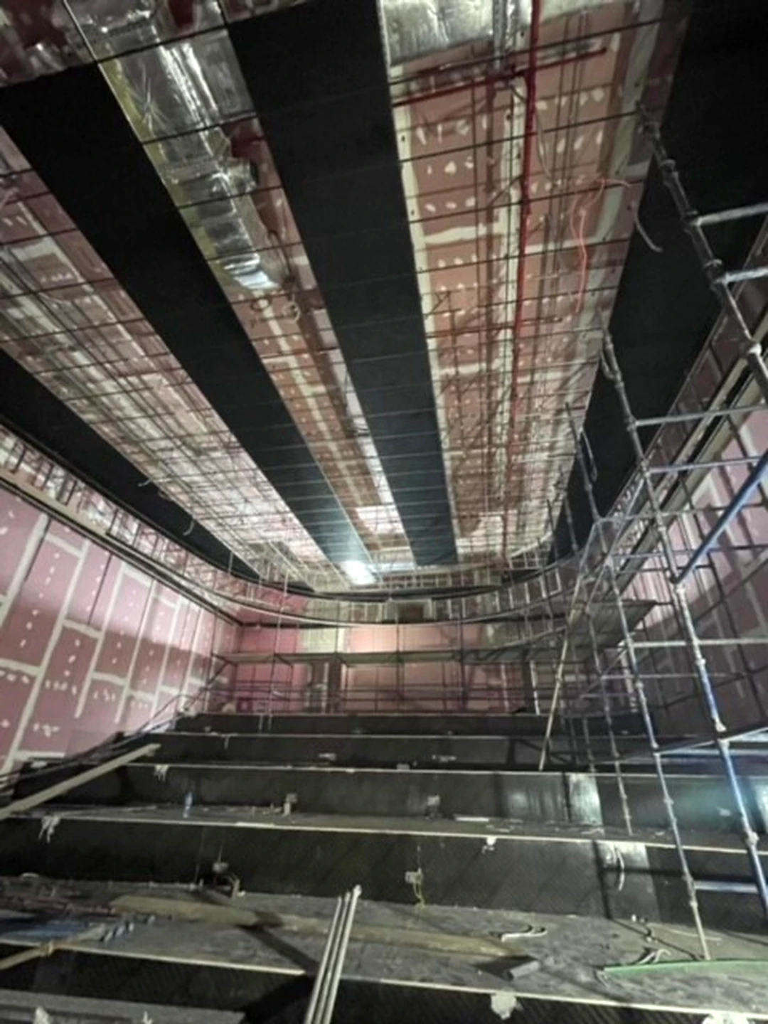 Interior view 6 of MUVI Shorofat Park in Al-Khobar, Saudi Arabia